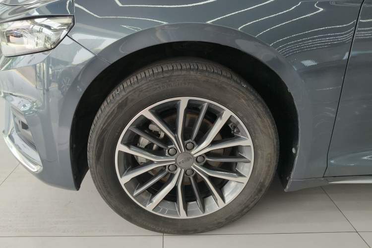 Used Geely Auto Preface 2021 2.0TD Luxury Version Left Front Wheel Hub