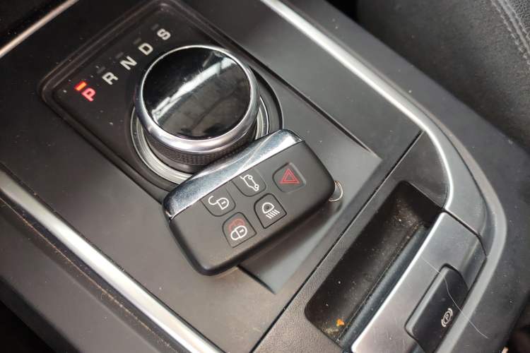 Used Land Rover Discovery Sport 2017 2.0T HSE