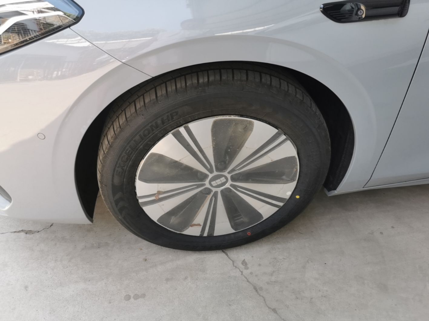 Geely Galaxy A7 2025 Model EM-i 150km Exploration+ Edition — снимка 10