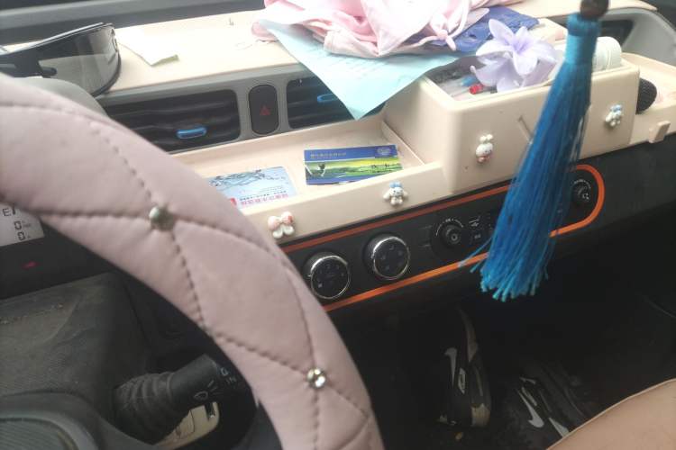 Used Wuling Hongguang MINIEV 2022 Easy Version Lithium Iron Phosphate
