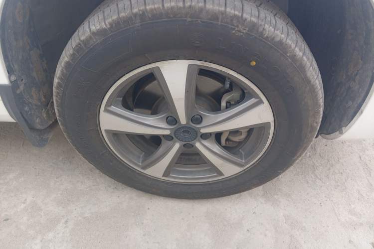 Used Haval H6 Coupe 2019 1.5T Automatic Two-Wheel Drive Luxury Smart Connectivity Version China VI Standard Right Front Wheel Hub