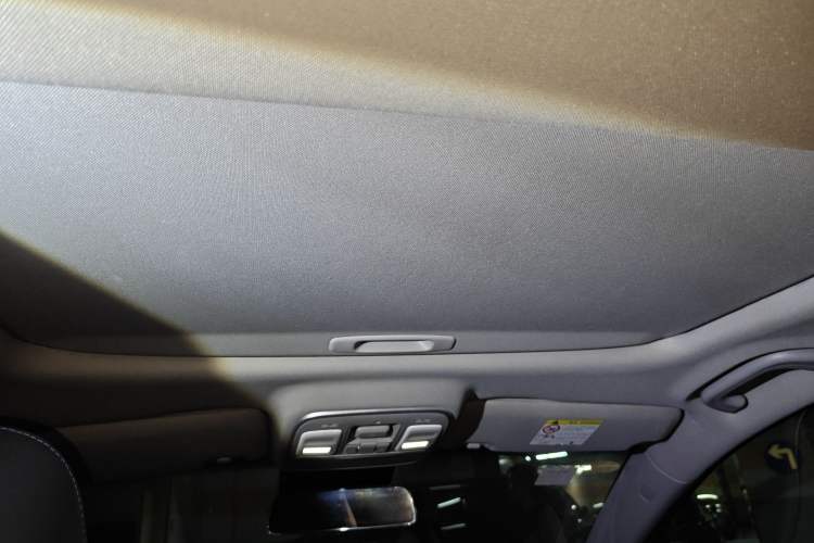 Used Geely Auto Emgrand GSe 2018 ZhenShang Model Headliner