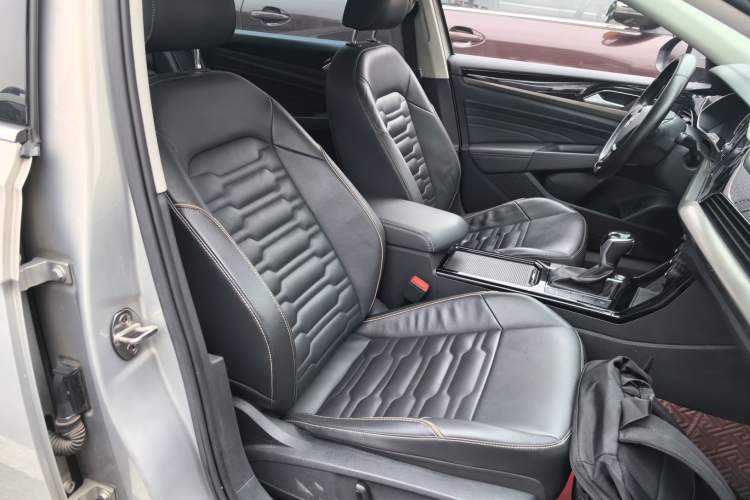 Used Volkswagen Passat 2019 330TSI Elite Edition China VI