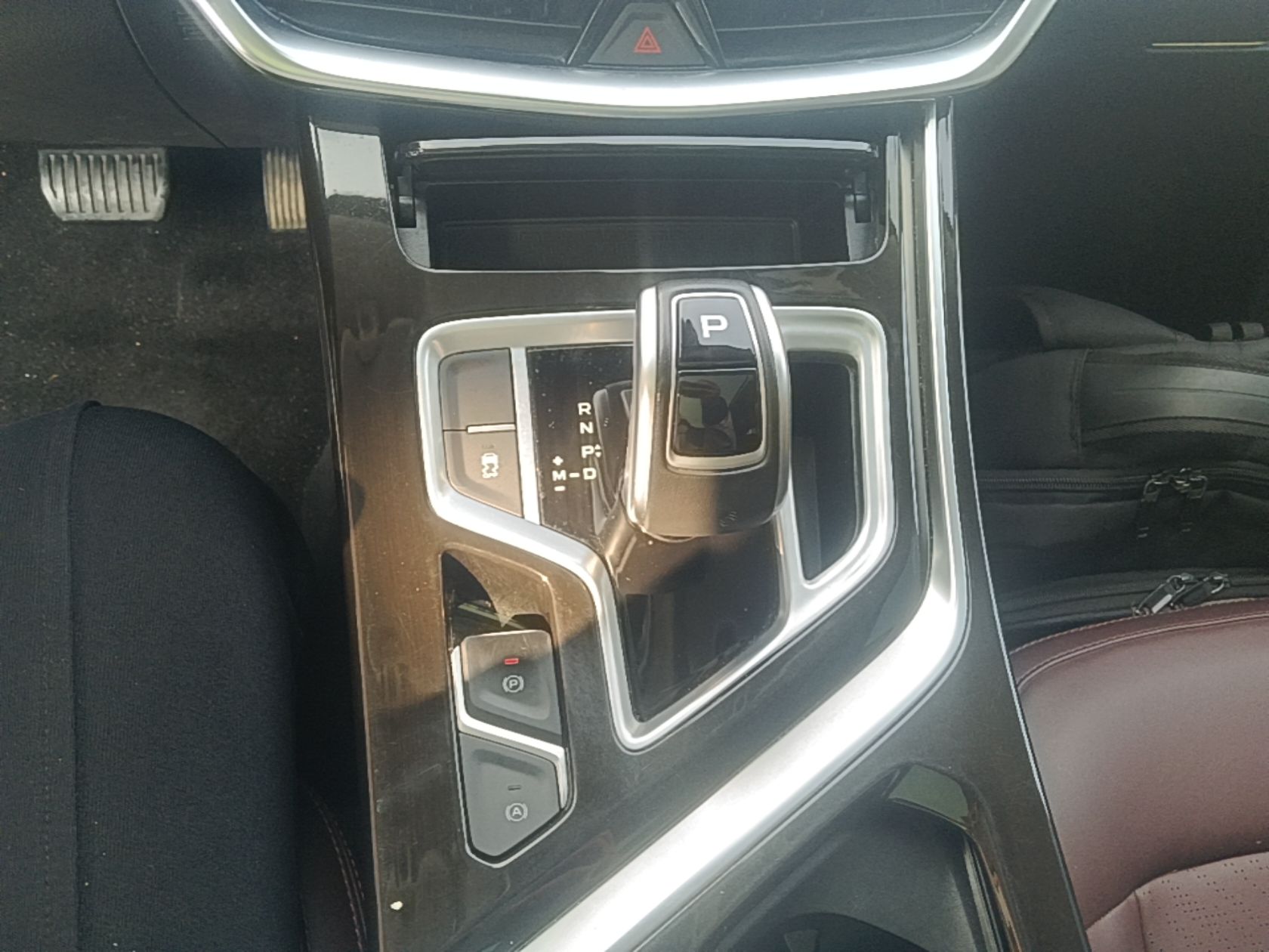 Geely Auto Jiajie 2022 1.8TD DCT Platinum Comfort Model — снимка 16