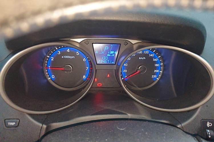 Used Hyundai ix35 2013 2.0L Automatic Two-Wheel Drive Smart GLS China IV Standard
