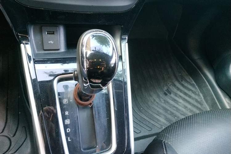 Used Nissan Sylphy 2019 1.6XV CVT Smart Connect Luxury Edition China VI Standard
