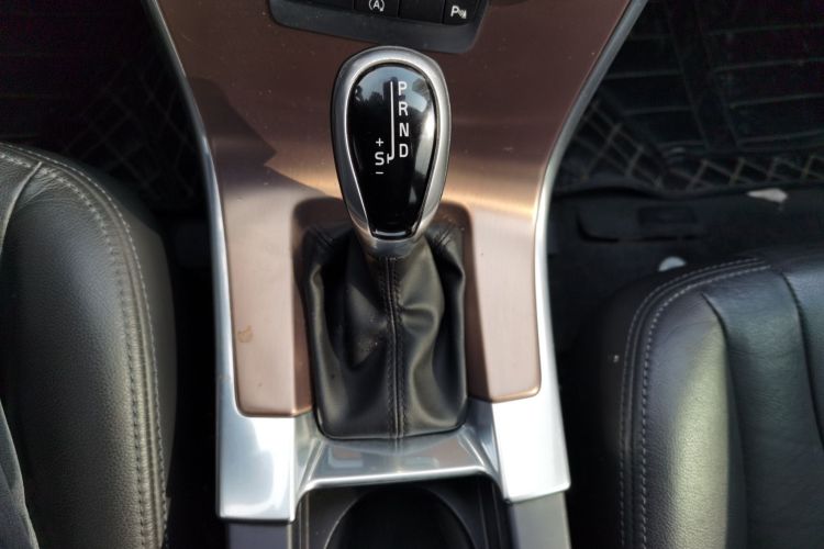 Used Volvo XC60 2017 T5 Smart Upgrade Edition