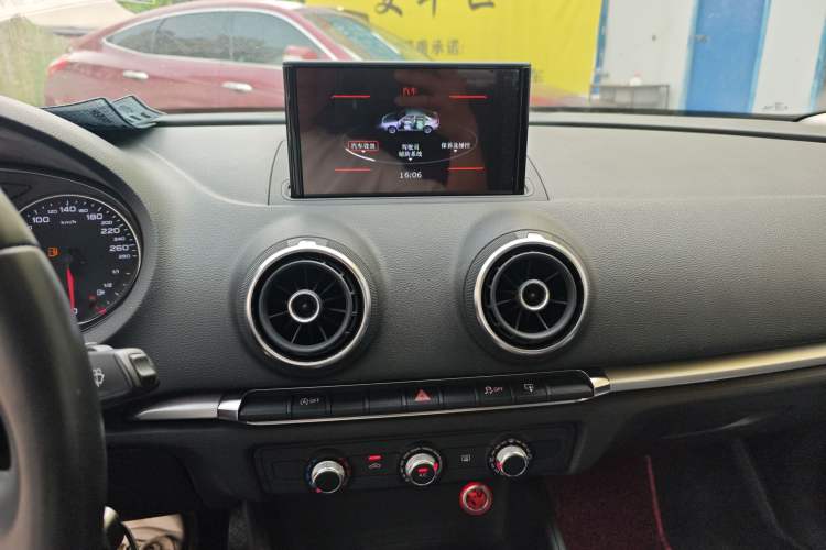 Used Audi A3 2016 Limousine 35 TFSI Ambition Edition
