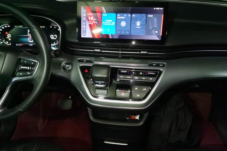 Used Roewe iMAX8 2021 400TGI Supreme Series Prestige Edition