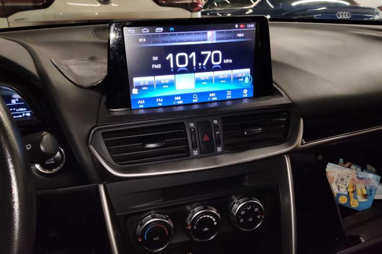 Used Mazda CX-4 2018 2.0L Automatic Two-Wheel Drive Blue Sky Dynamic Version China VI Standard Audio And AC Panel