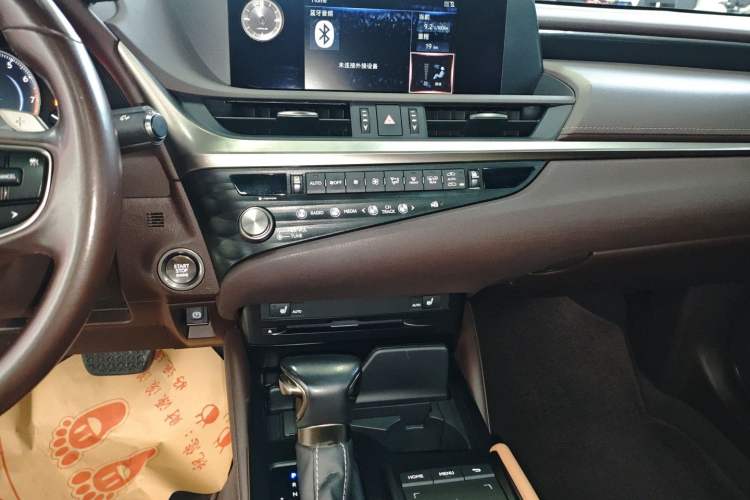 Used Lexus ES 2020 260 Excellence Edition