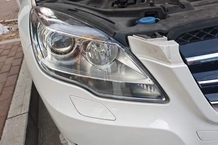 Used Mercedes-Benz R-Class 2015 R 320 4MATIC Luxury Model
