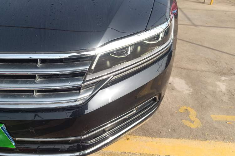 Used Volkswagen Phideon 2018 Revised Version 380TSI Two-Wheel Drive Business Edition