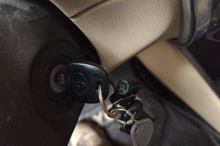 Used Toyota YARiS L Zhi Xuan 2014 1.5G Automatic Xuan Dong Edition
