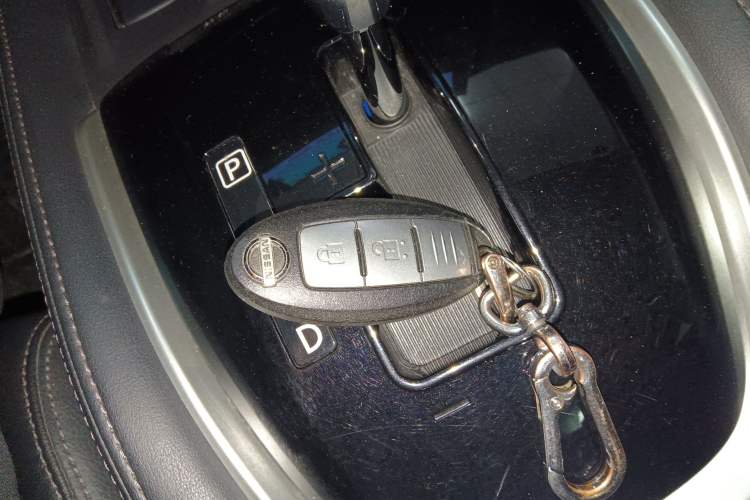 Used Nissan X-Trail 2019 2.0L CVT Smart Connect Comfort Edition 2WD
