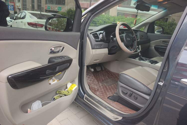 Used Kia Carnival 2015 3.3 GDI Flagship Version China V Standard Driver Seat