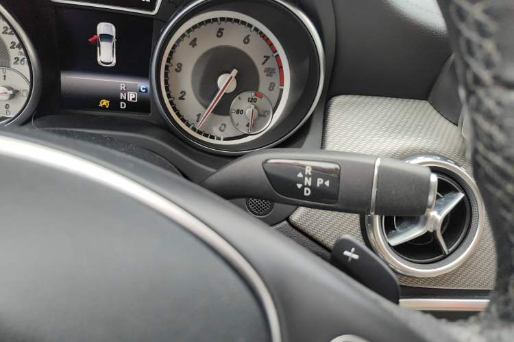 Used Mercedes-Benz GLA 2016 GLA 200 Fashion Model
