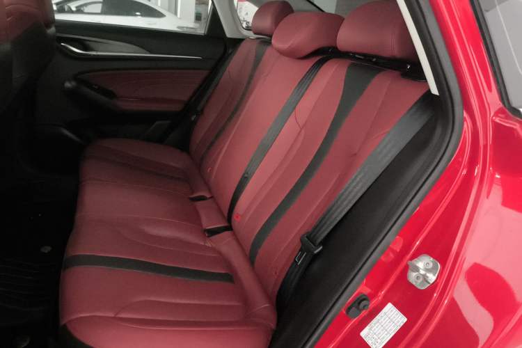 Used Changan Eado 2021 PLUS Blue Whale NE 1.4T GDI DCT Prestige Model