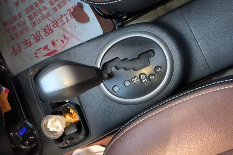 Used Suzuki SX4 2012 Ruiqi 1.8L Automatic Sport Model
