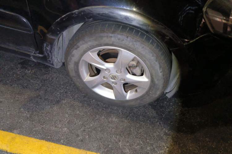 Used Suzuki SX4 2011 Hatchback 1.6L Manual Sport Model Right Front Wheel Hub