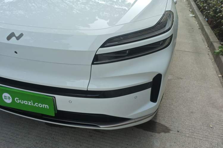 Used ONVO Luxeed L90 2025 Model—Ultra Six-Seater Version