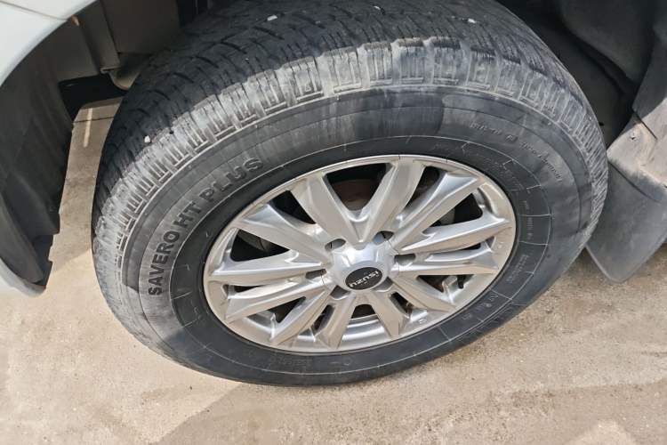 Used Isuzu D-MAX 2020 1.9T Two-Wheel Drive Automatic Comfort Edition China VI Standard RZ4E Hi-Power