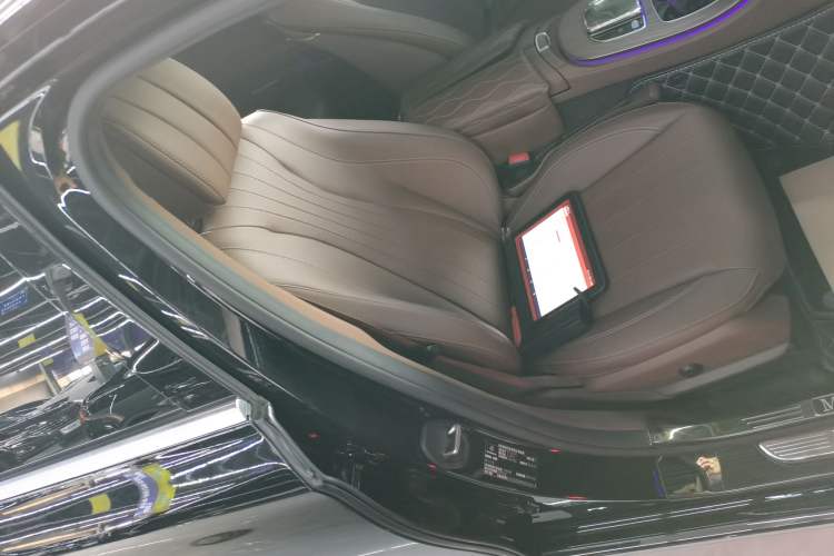 Used Mercedes-Benz E-Class 2023 Updated E 300 L Fashion Edition