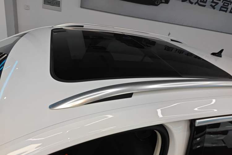 Used Volkswagen T-ROC 2021 280TSI DSG Two-Wheel Drive Comfort Connect Edition
