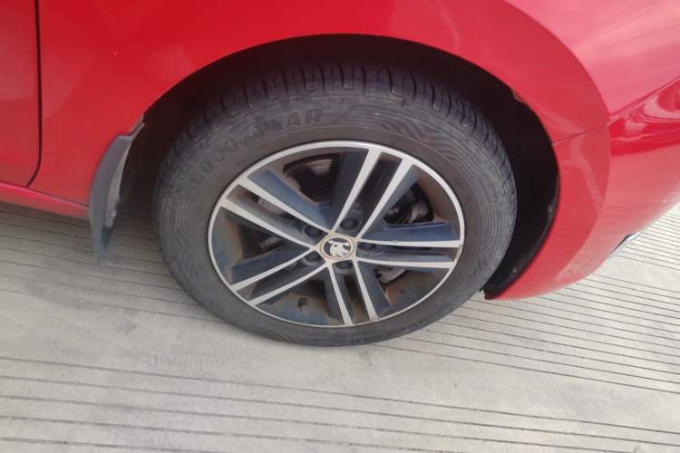 Used Skoda Rapid Spaceback 2014 1.4 TSI DSG Comfort Edition
