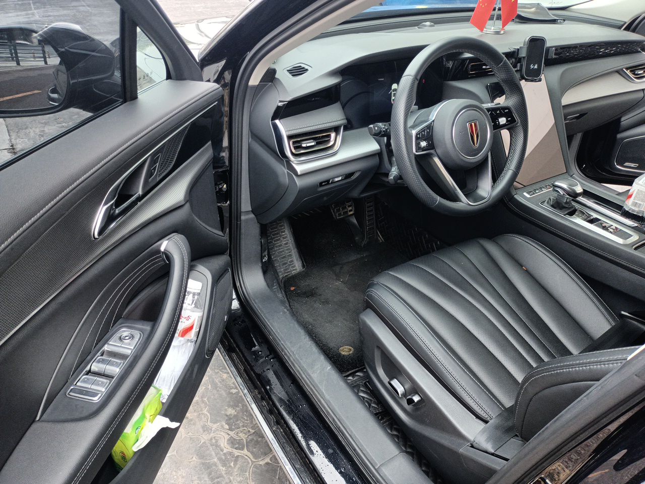 Hongqi H5 2024 1.5T DCT Smart Connect Flagship Edition - Chinese Trim Yun — снимка 19