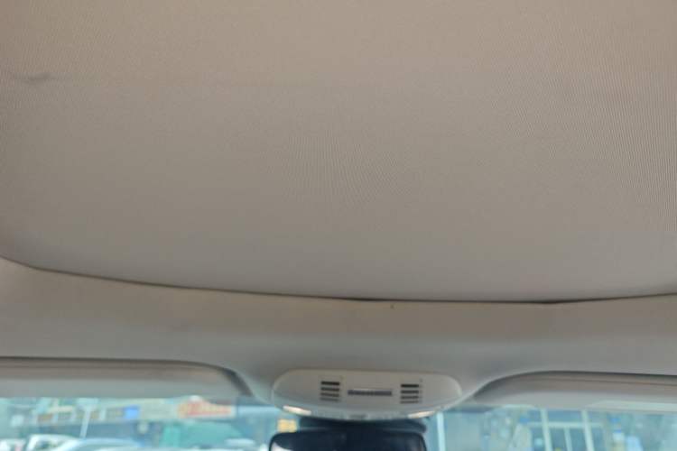 Used Ford Edge 2021 PLUS EcoBoost 245 Two-Wheel-Drive Titanium 7-Seater Headliner