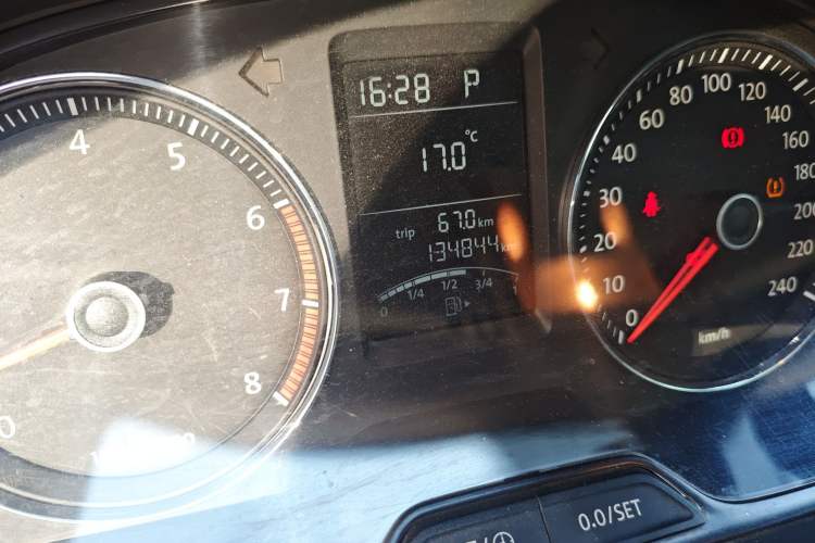 Used Volkswagen Lavida 2013 1.4TSI DSG Comfort Edition
