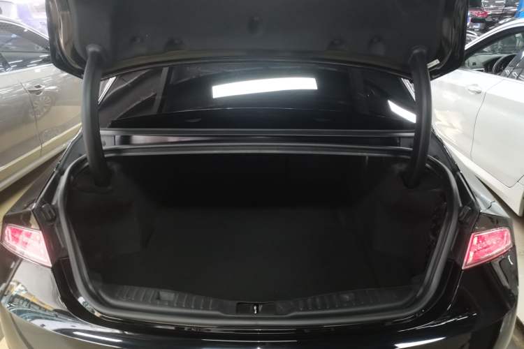 Used Lincoln MKZ 2020 2.0T Deluxe Edition
