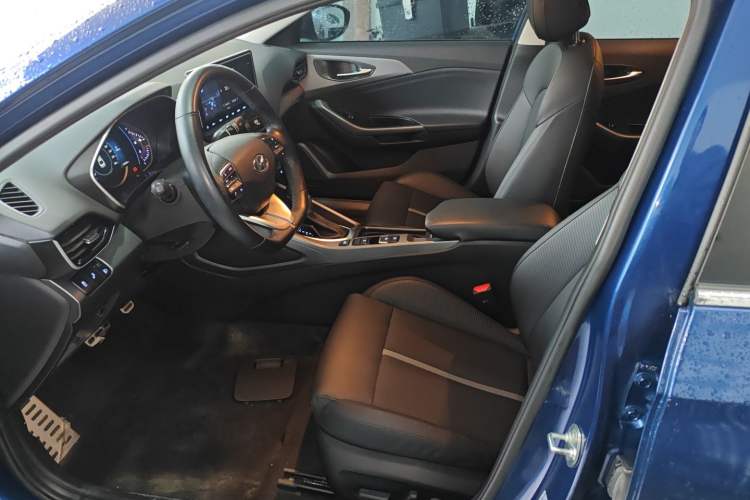 Used Hyundai Lafesta 2019 280TGDi Smart Speed Version China VI Standard Left Front Seat