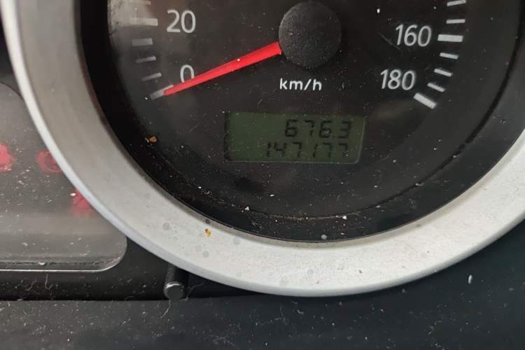 Used Foton MP-X E 2014 2.4L Wealth Express Comfort Version Basic Edition with 4G64