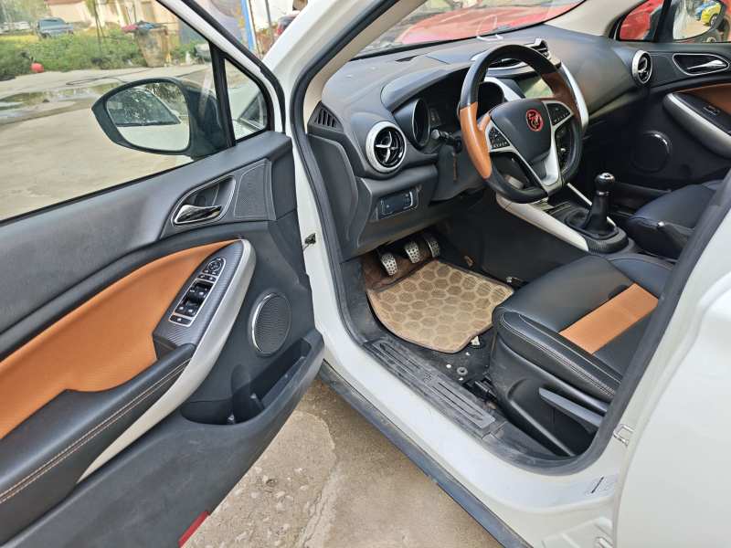 Used BYD Yuan 2017 1.5L Manual with Panoramic Sunroof — 15