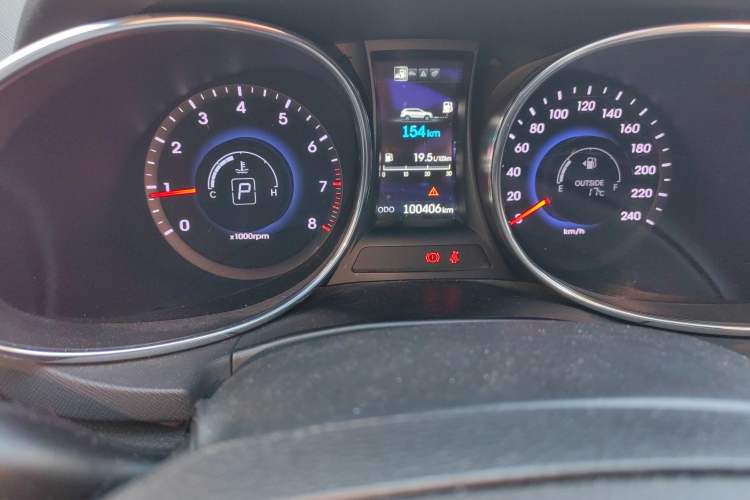 Used Hyundai Grand SantaFe 2013 3.0L 7-Seater 4x4 Flagship Edition Odometer Close Up