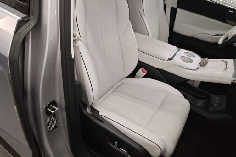 Used XPeng X9 2024 640 All-Wheel Drive High-Performance Max