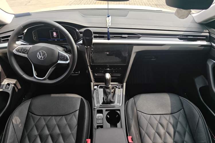 Used Volkswagen FAW-Volkswagen CC 2023 Adventure Vehicle 380TSI Trailblazer Edition