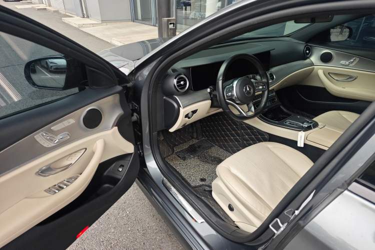 Used Mercedes-Benz E-Class 2019 E 260 Sport Edition Driver Seat