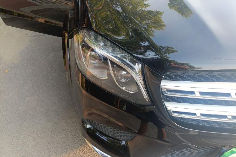 Used Mercedes-Benz GLS 2018 Refreshed GLS 400 4MATIC Dynamic Edition Right Front Headlight