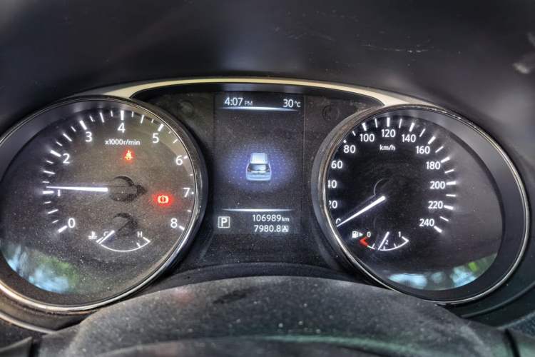 Used Nissan X-Trail 2015 2.0L CVT Comfort MAX Edition 2WD