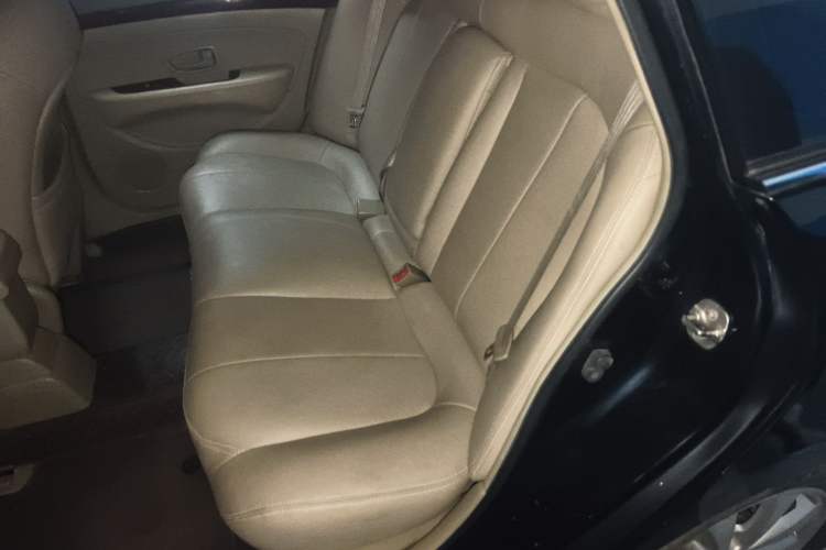 Used Nissan Sylphy 2012 Classic 1.6XE Automatic Comfort Edition Left Rear Seat
