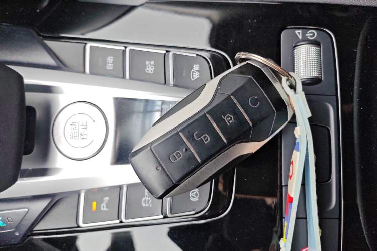 Used BYD Song Pro 2019 1.5T Automatic Elite Edition Interior 1