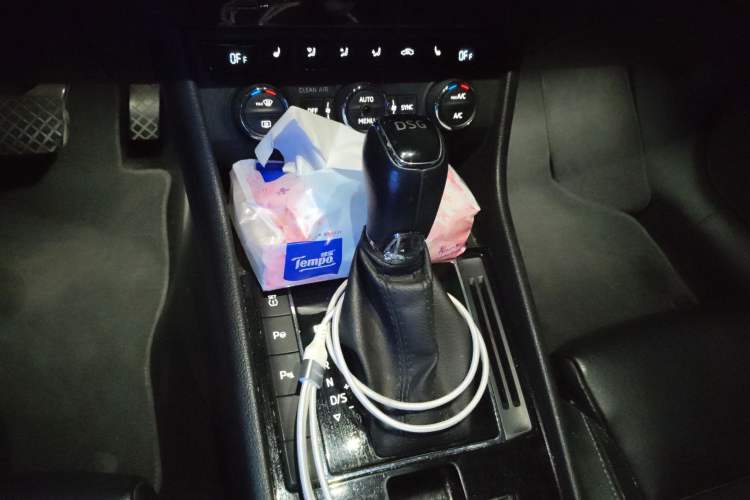 Used Skoda Superb 2016 TSI330 DSG Smart Drive Edition
