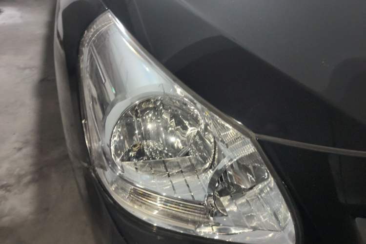 Used Toyota Verso 2011 180G CVT Comfort Edition Right Front Headlight