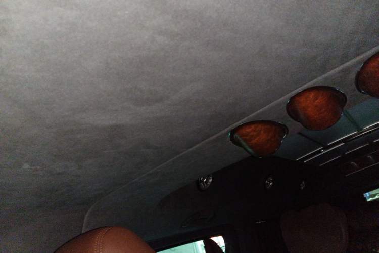 Used Mercedes-Benz V-Class 2018 V250 2.0T Middle East Version