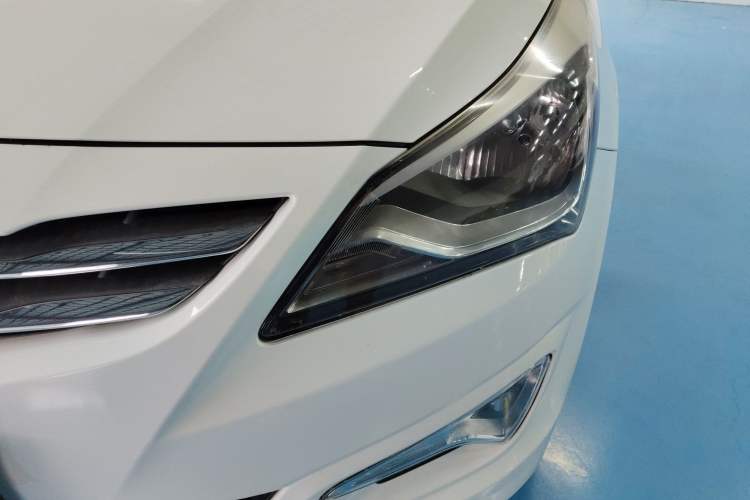 Used Hyundai Verna (older generation) 2014 1.4L Automatic Smart GLS
