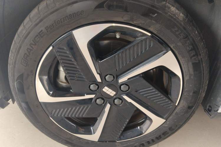 Used Geely Galaxy L6 2025 EM-i 140km Starship Edition
