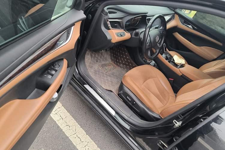 Used Buick LaCrosse 2016 28T Elite Model
